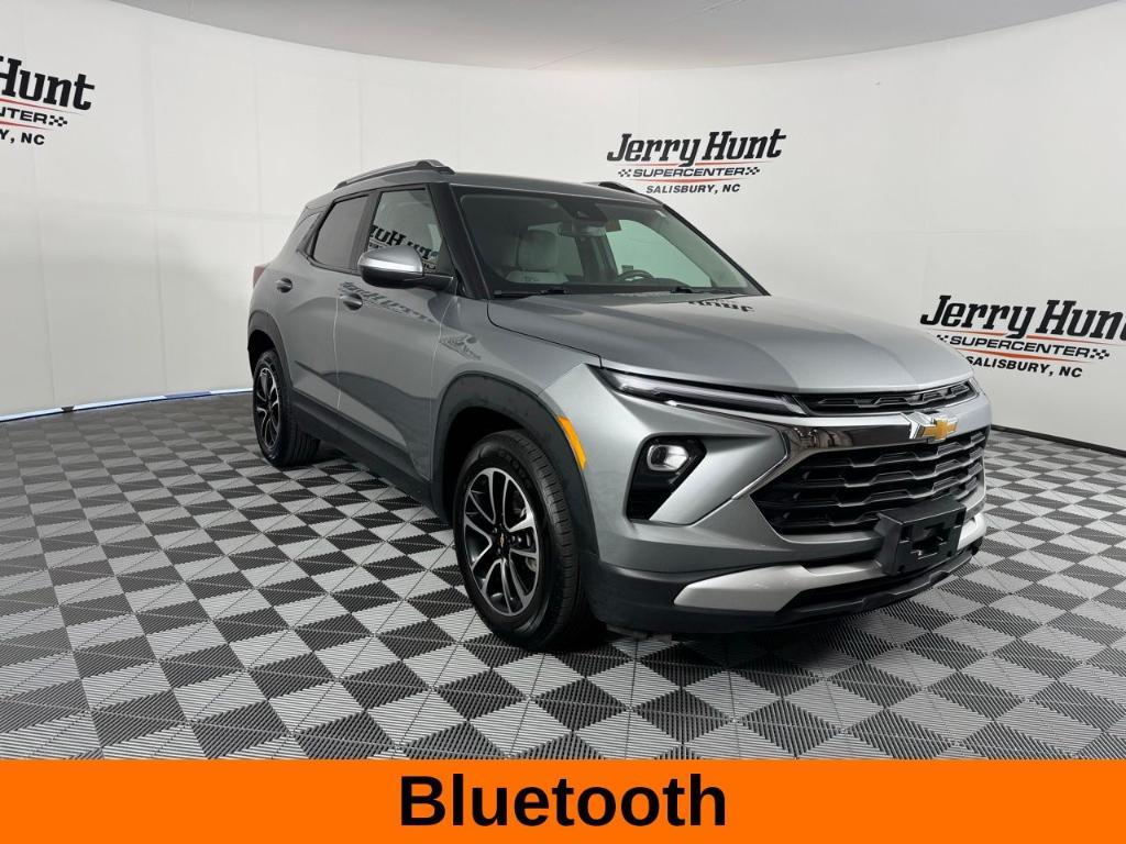 used 2024 Chevrolet TrailBlazer car, priced at $21,400