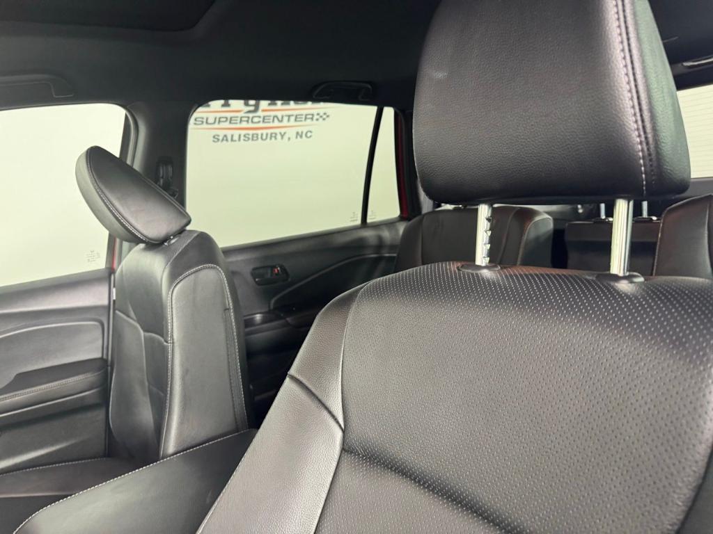 used 2025 Honda Passport car, priced at $36,800