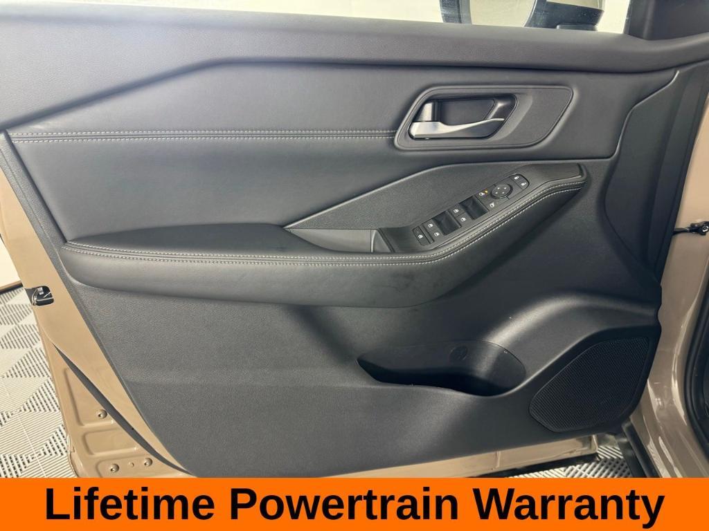 used 2024 Nissan Rogue car, priced at $27,877
