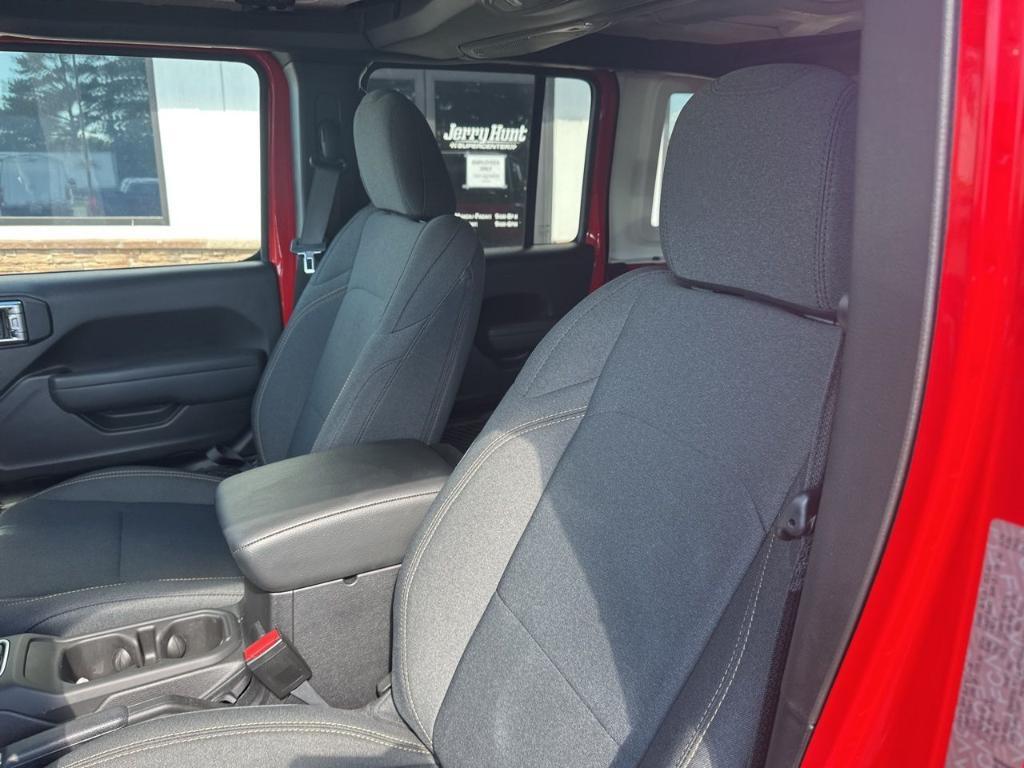 used 2025 Jeep Wrangler car, priced at $43,900