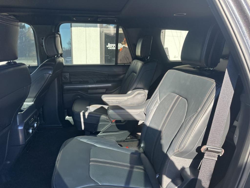 used 2023 Ford Expedition car, priced at $53,522