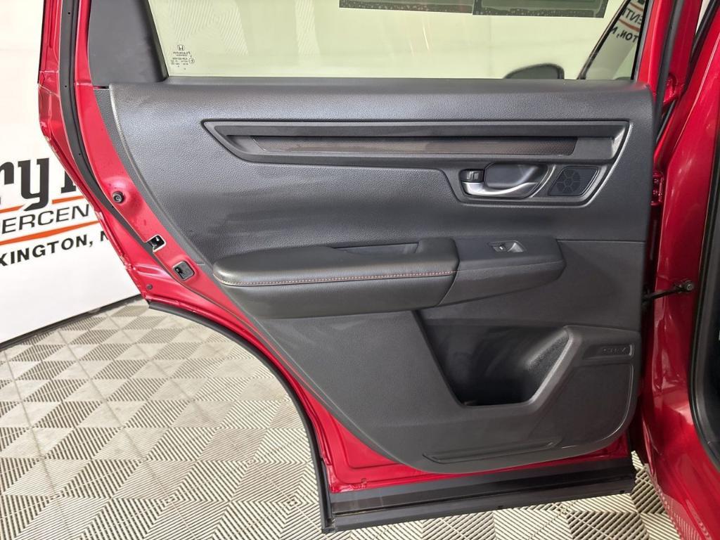 used 2025 Honda CR-V Hybrid car, priced at $35,900