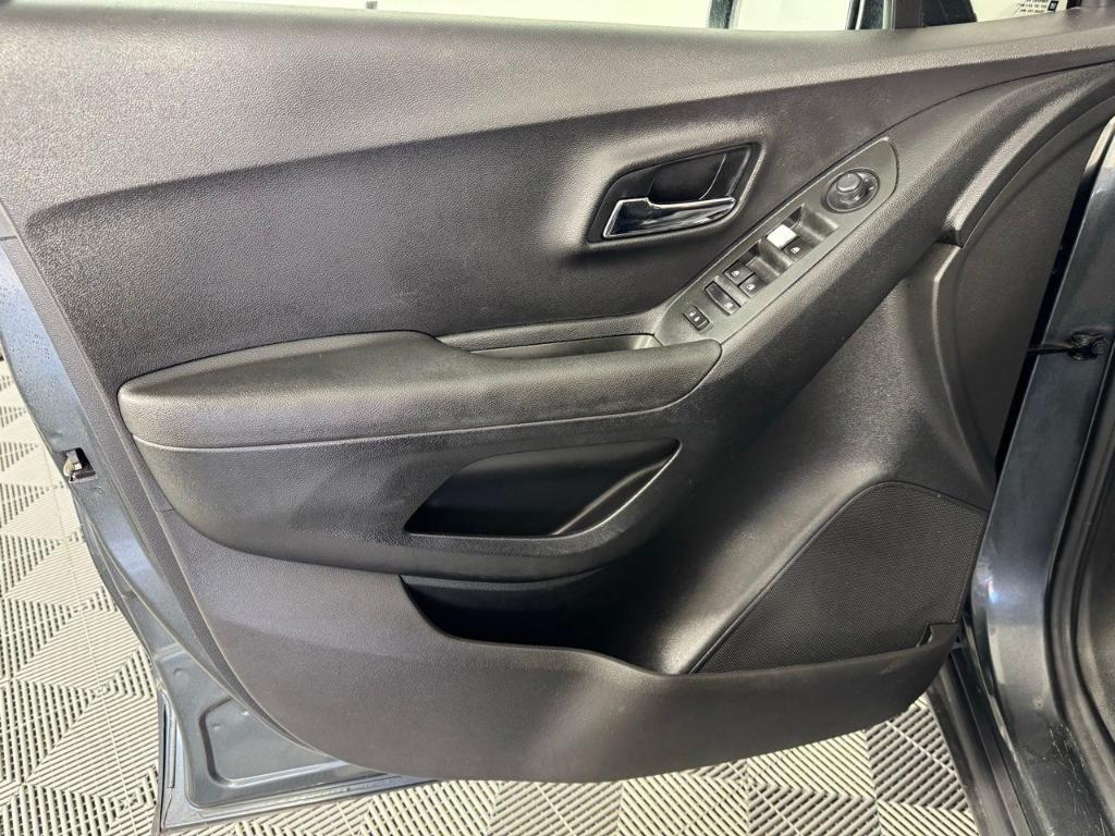 used 2020 Chevrolet Trax car, priced at $10,600