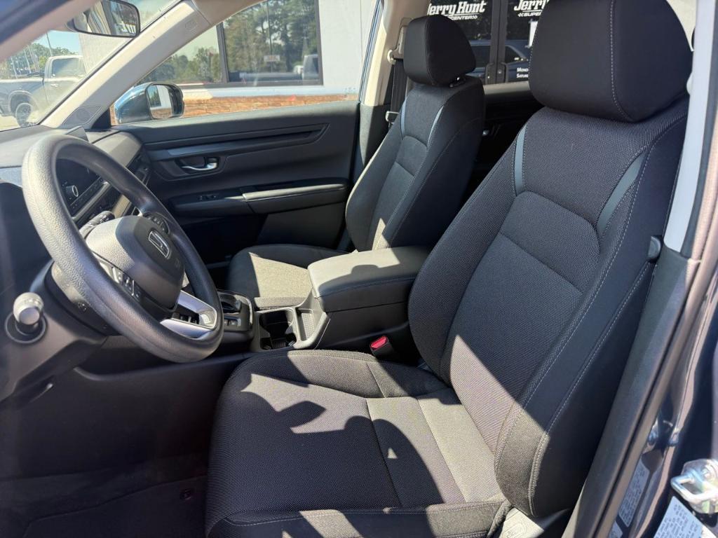 used 2025 Honda CR-V car, priced at $30,988