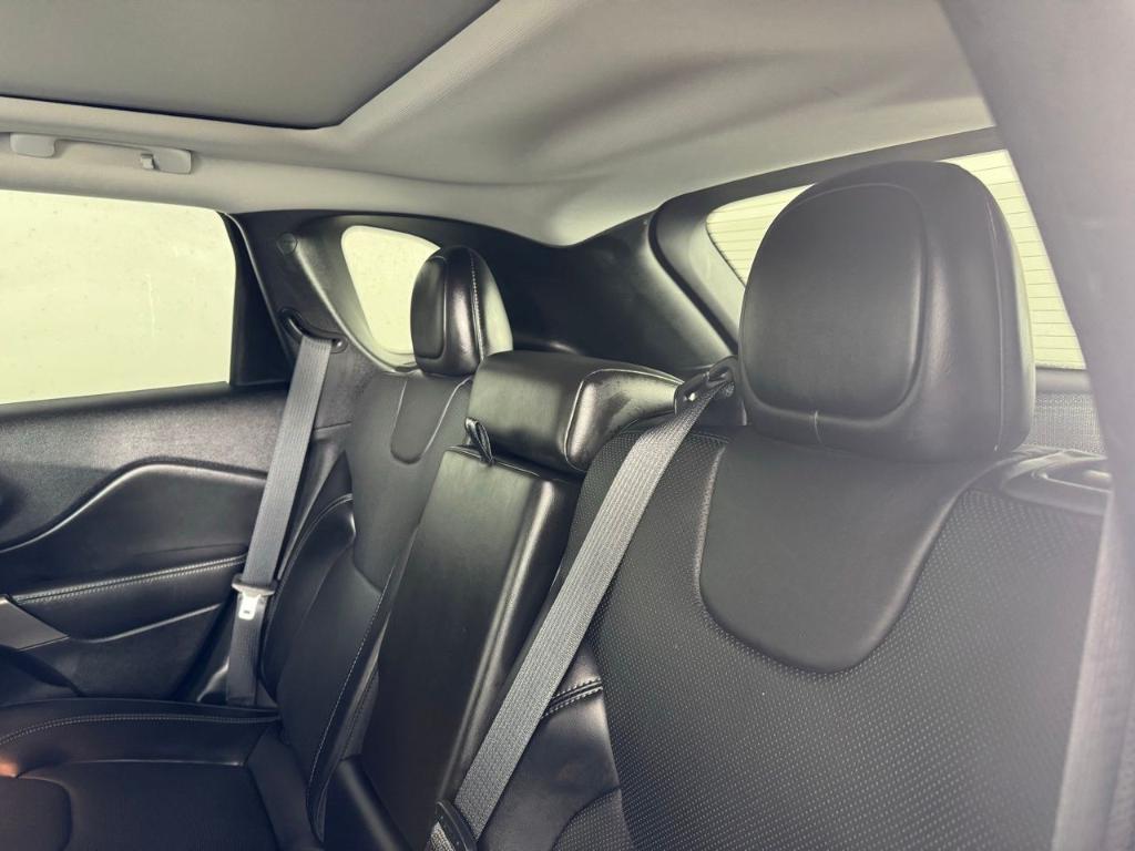 used 2021 Jeep Cherokee car, priced at $24,634
