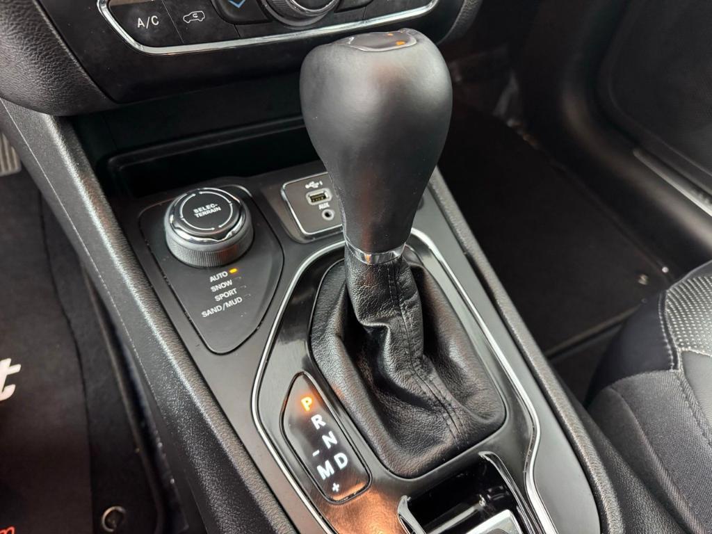used 2021 Jeep Cherokee car, priced at $24,634