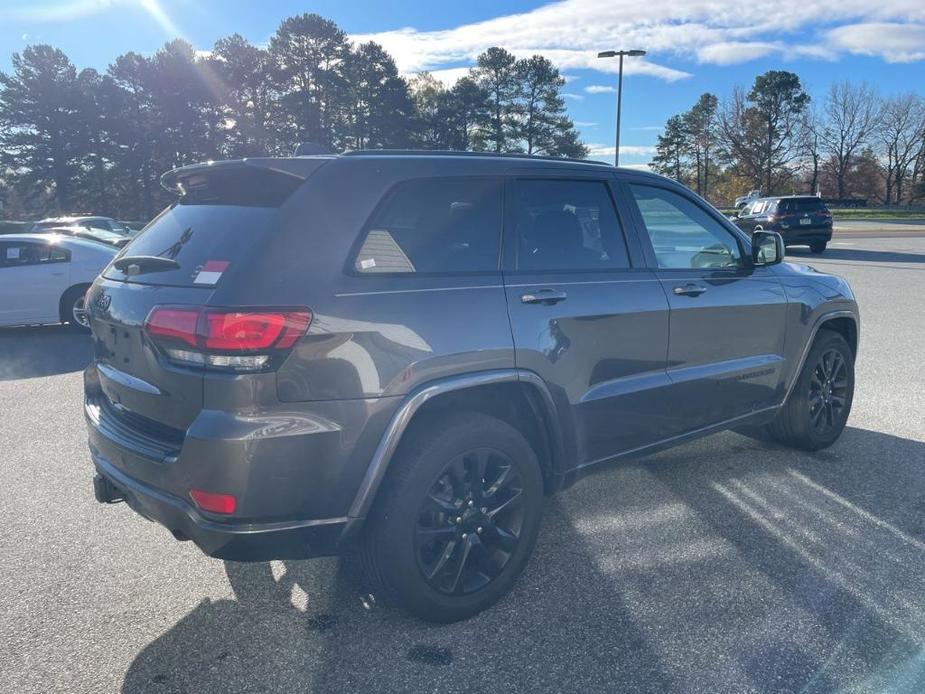 used 2017 Jeep Grand Cherokee car, priced at $15,500