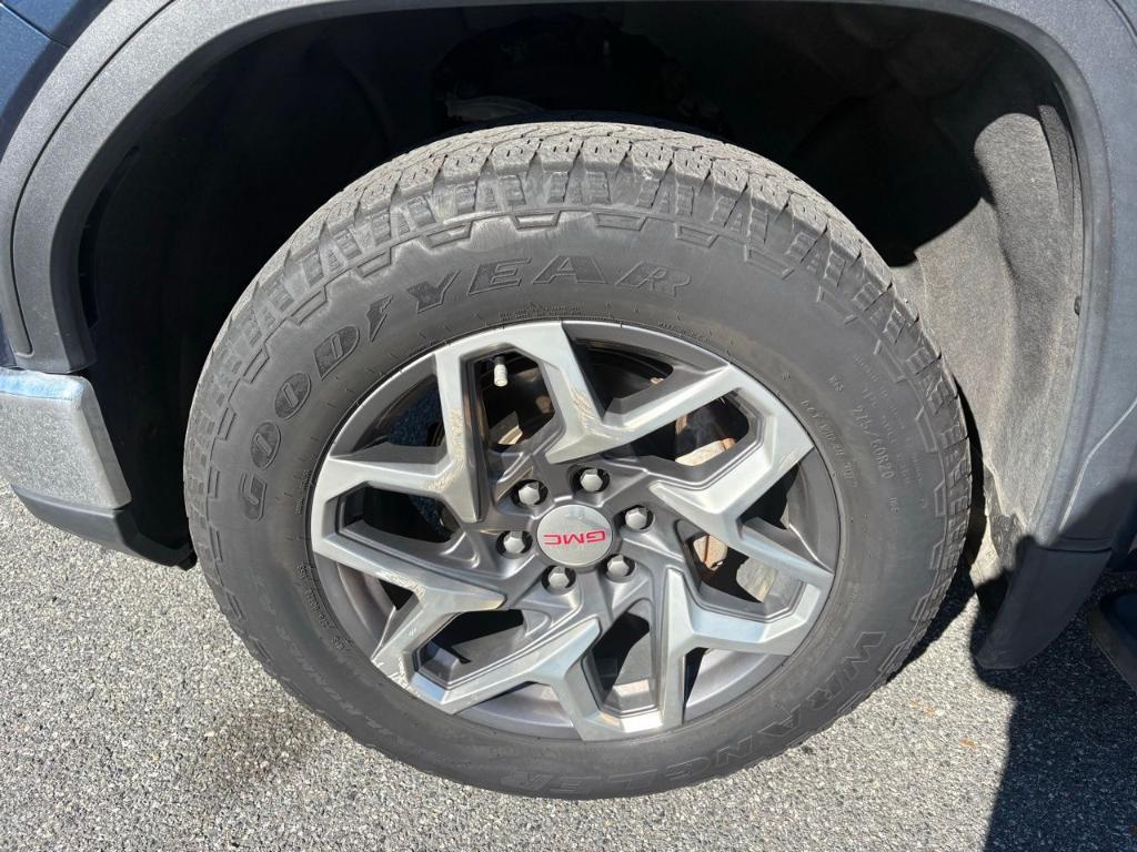 used 2022 GMC Sierra 1500 car, priced at $45,500