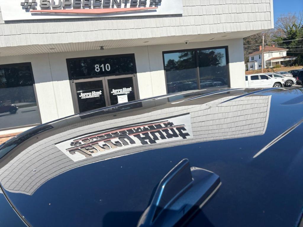 used 2022 GMC Sierra 1500 car, priced at $45,500