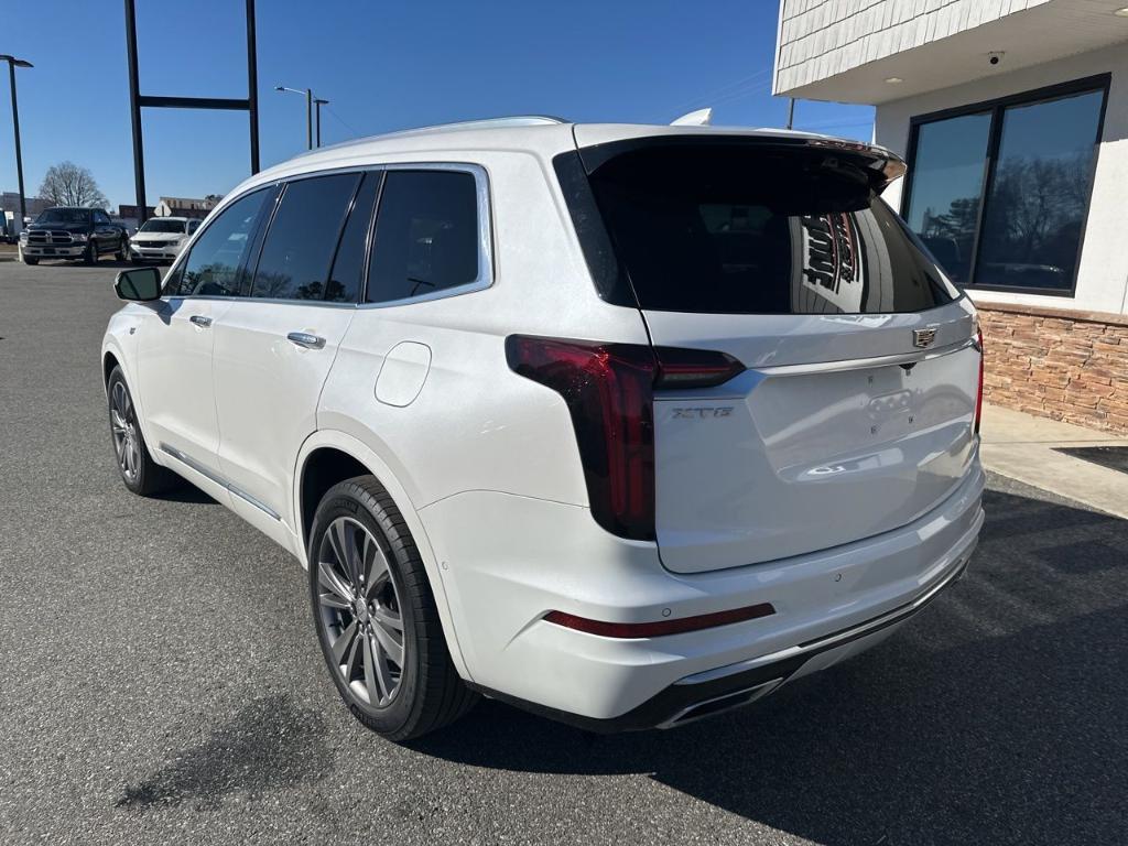 used 2021 Cadillac XT6 car, priced at $33,900