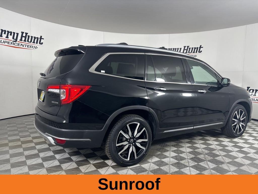 used 2020 Honda Pilot car, priced at $27,500