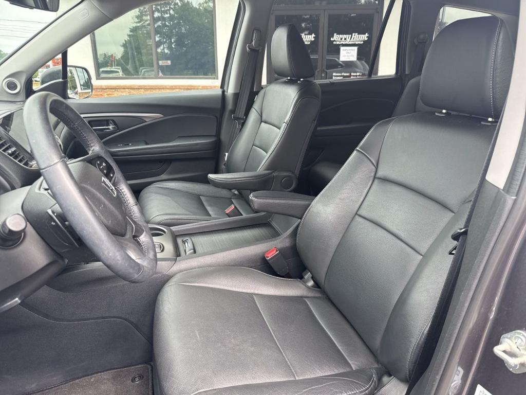 used 2021 Honda Pilot car, priced at $28,845