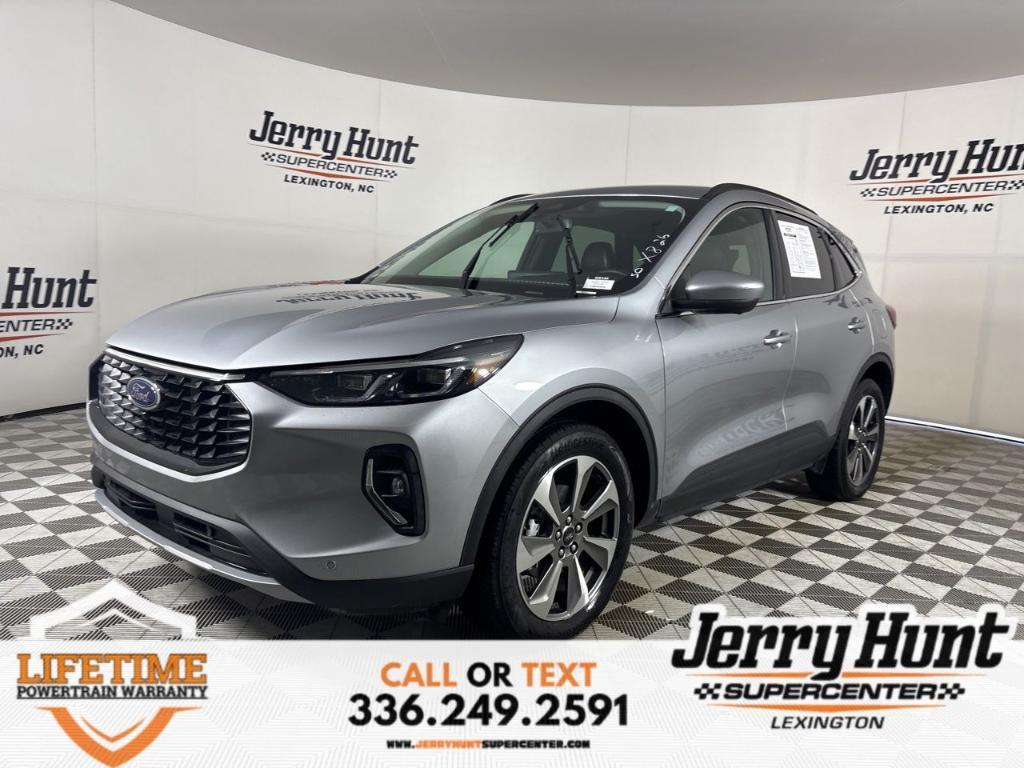 used 2023 Ford Escape car, priced at $28,555