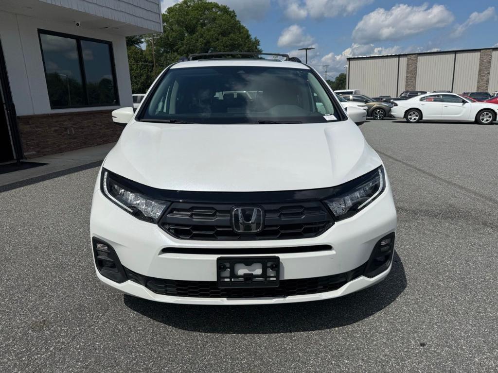 used 2025 Honda Odyssey car, priced at $41,372
