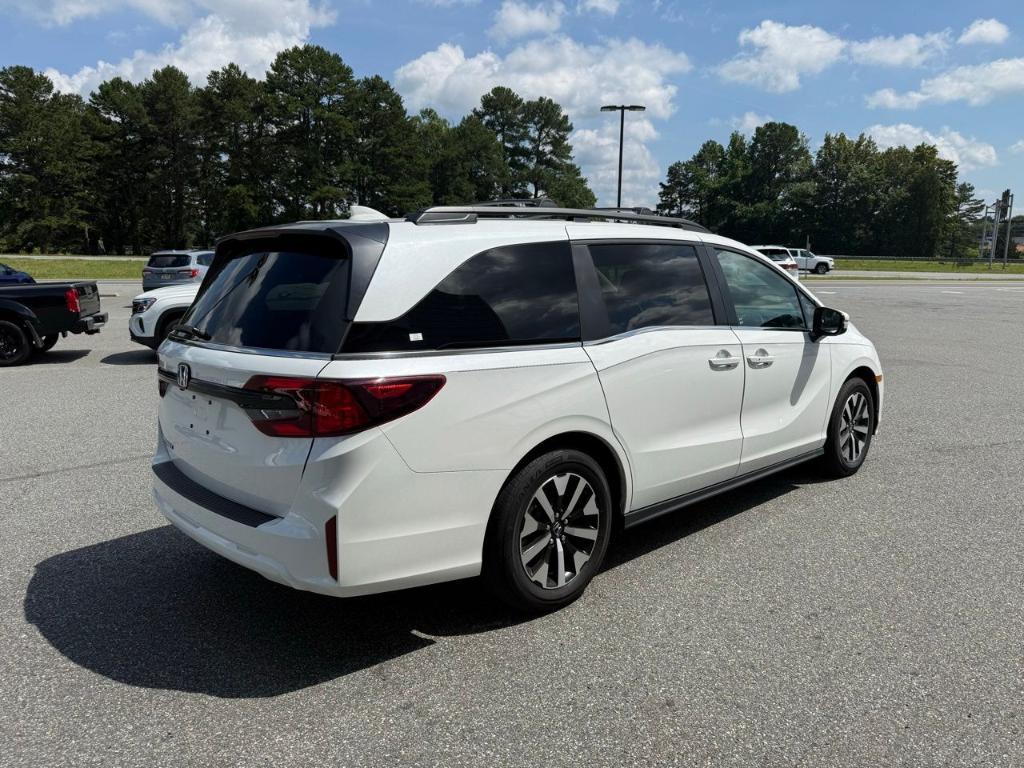 used 2025 Honda Odyssey car, priced at $41,372