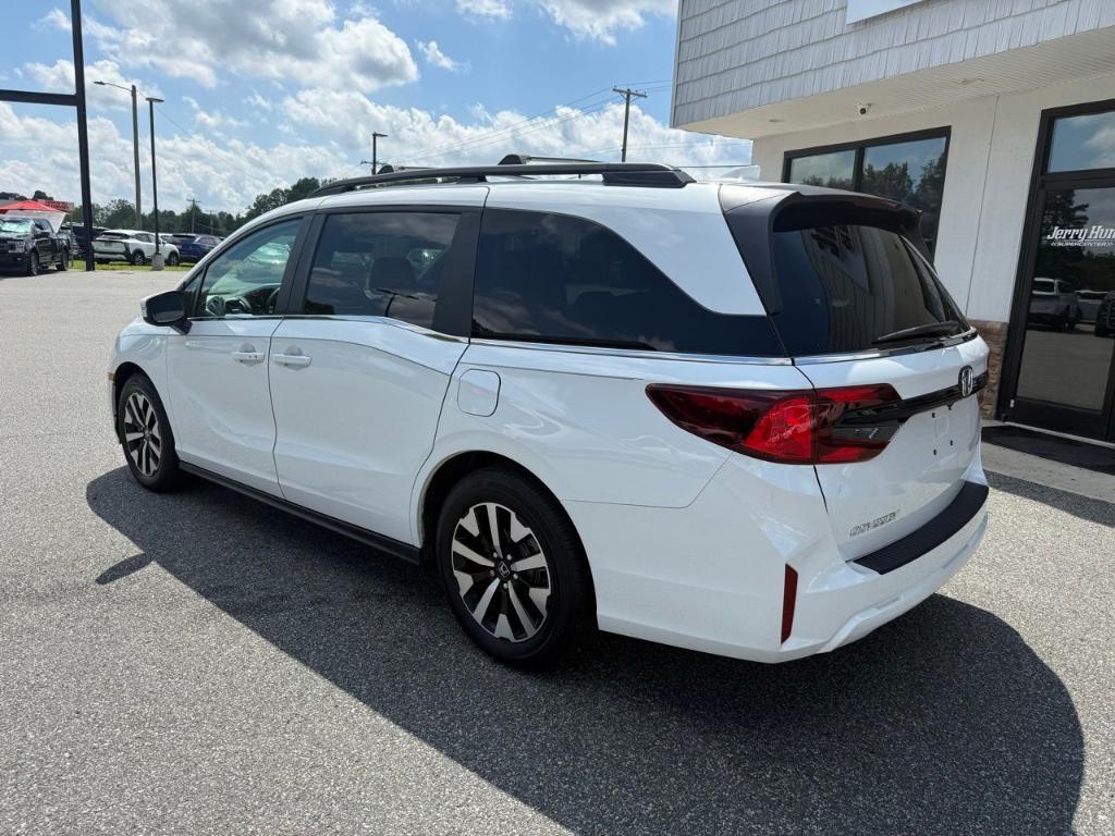 used 2025 Honda Odyssey car, priced at $41,372
