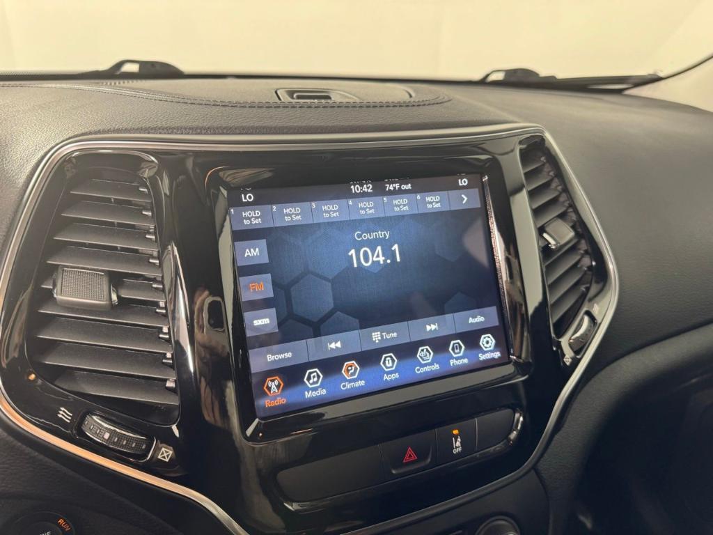 used 2022 Jeep Cherokee car, priced at $24,854