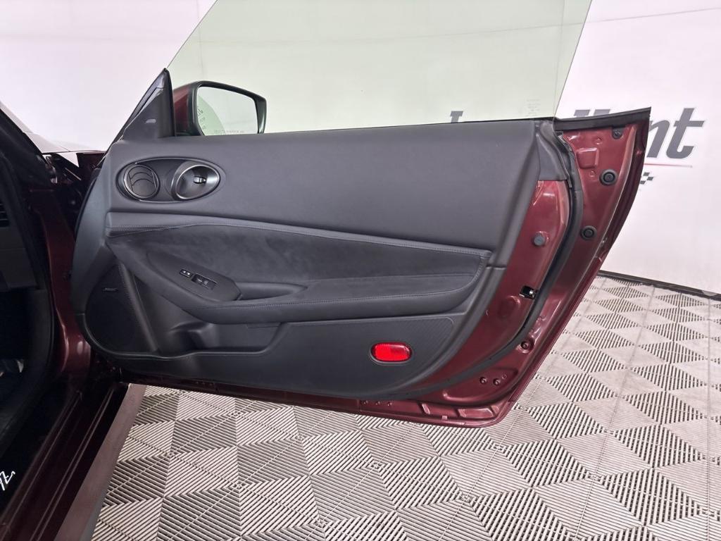used 2025 Nissan Z car, priced at $45,200