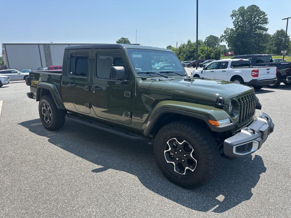 used 2022 Jeep Gladiator car, priced at $33,900