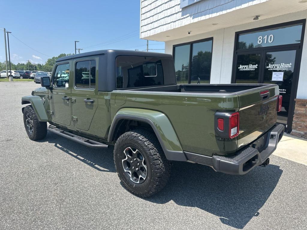 used 2022 Jeep Gladiator car, priced at $33,900