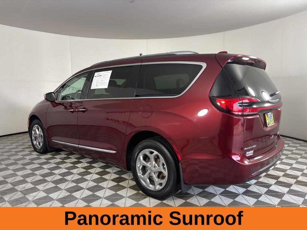 used 2021 Chrysler Pacifica car, priced at $29,123