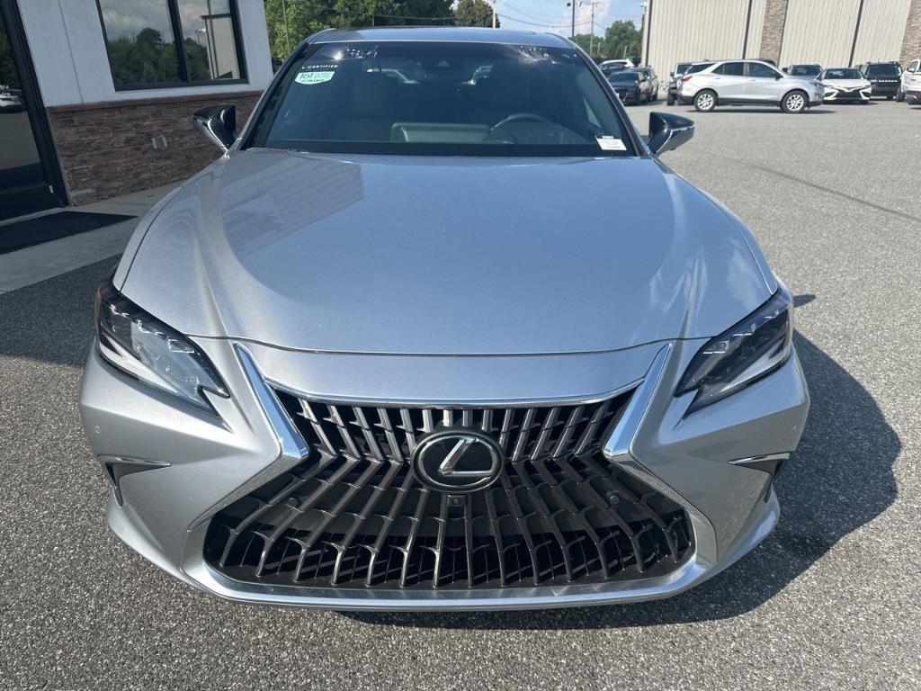 used 2024 Lexus ES 300h car, priced at $42,588