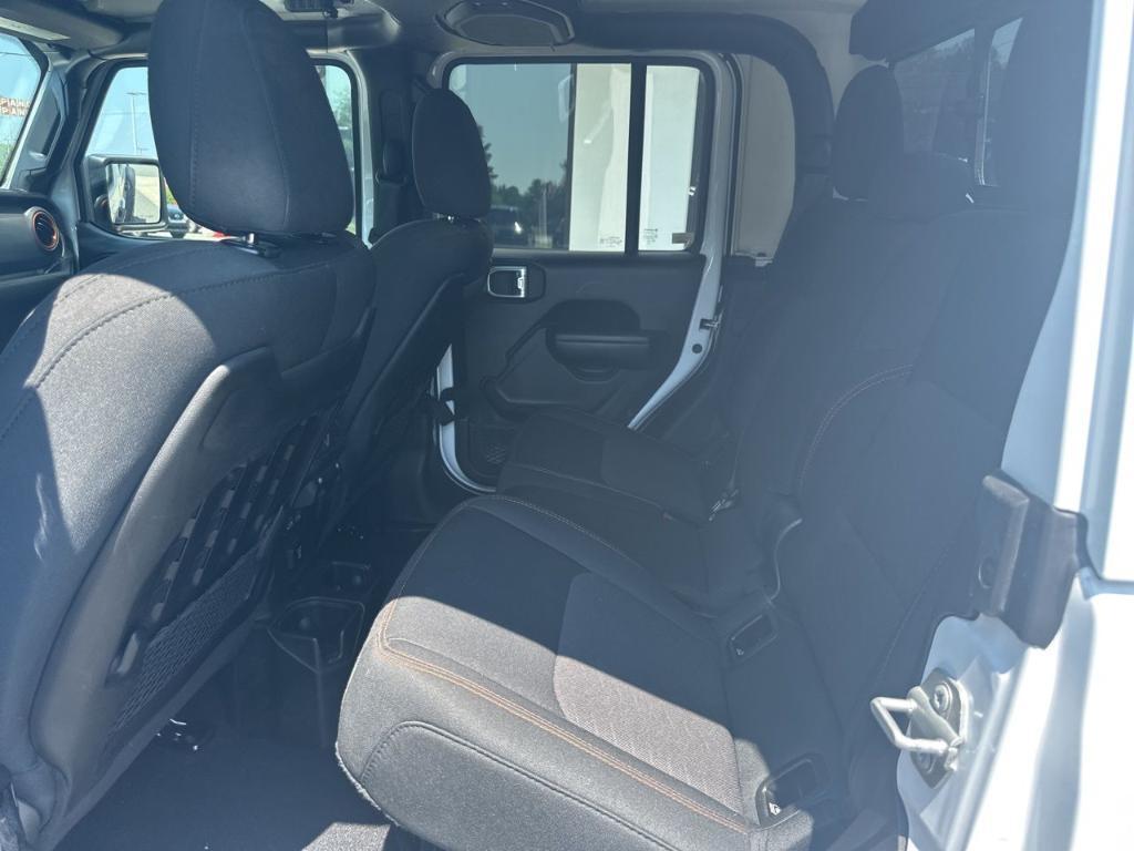 used 2021 Jeep Gladiator car, priced at $35,200