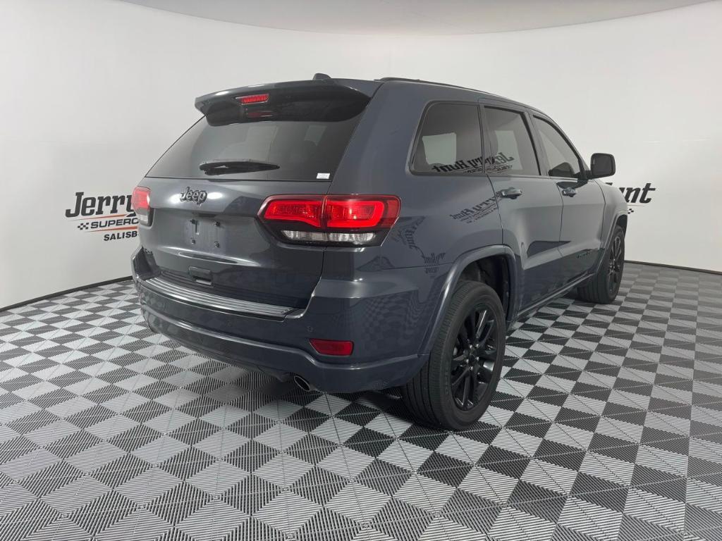used 2018 Jeep Grand Cherokee car, priced at $18,044