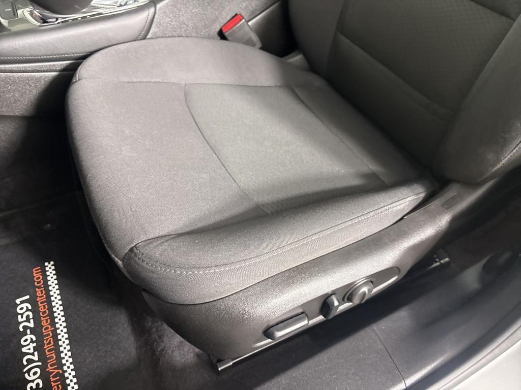 used 2017 Chevrolet Malibu car, priced at $15,465