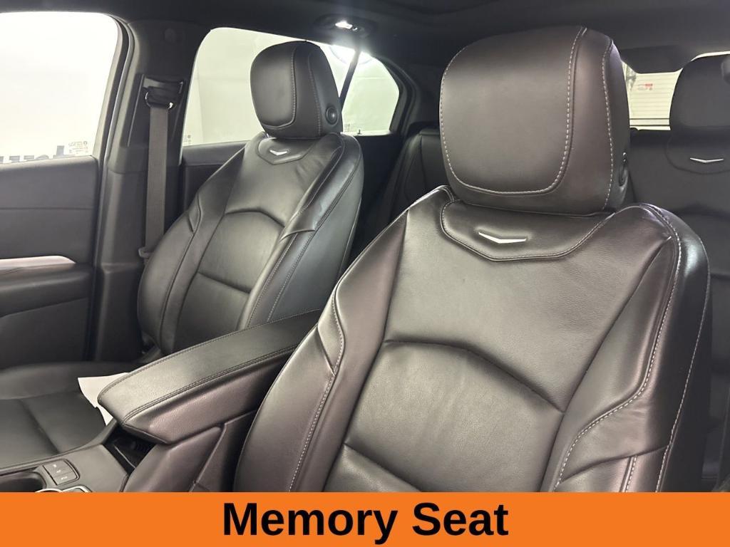 used 2022 Cadillac XT4 car, priced at $28,100