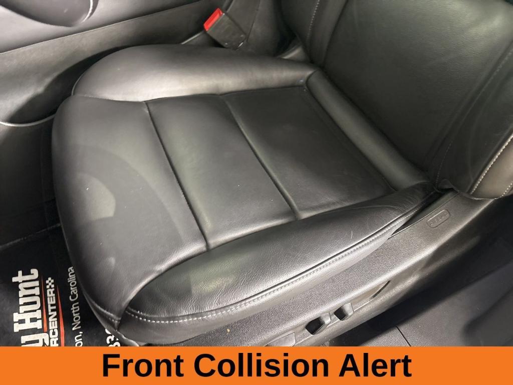 used 2022 Cadillac XT4 car, priced at $28,100