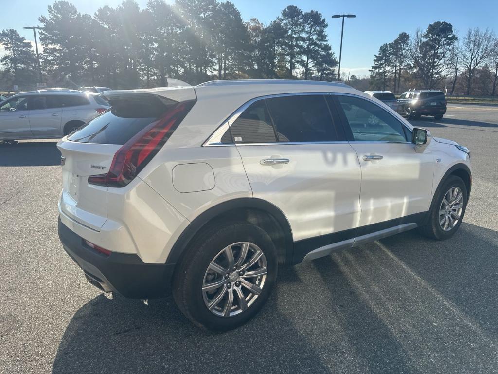 used 2022 Cadillac XT4 car, priced at $28,820