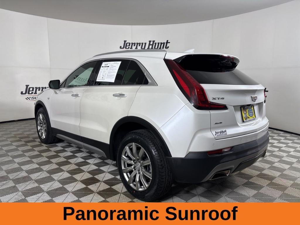 used 2022 Cadillac XT4 car, priced at $28,100