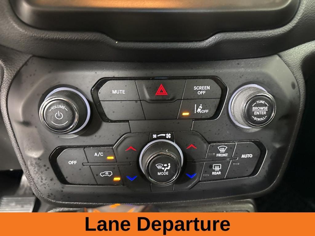 used 2022 Jeep Renegade car, priced at $22,600