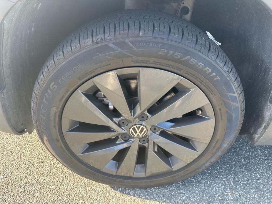 used 2022 Volkswagen Taos car, priced at $18,246