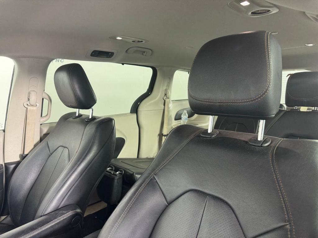 used 2020 Chrysler Pacifica car, priced at $15,737