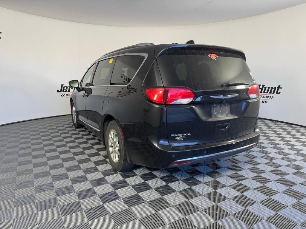 used 2020 Chrysler Pacifica car, priced at $15,737