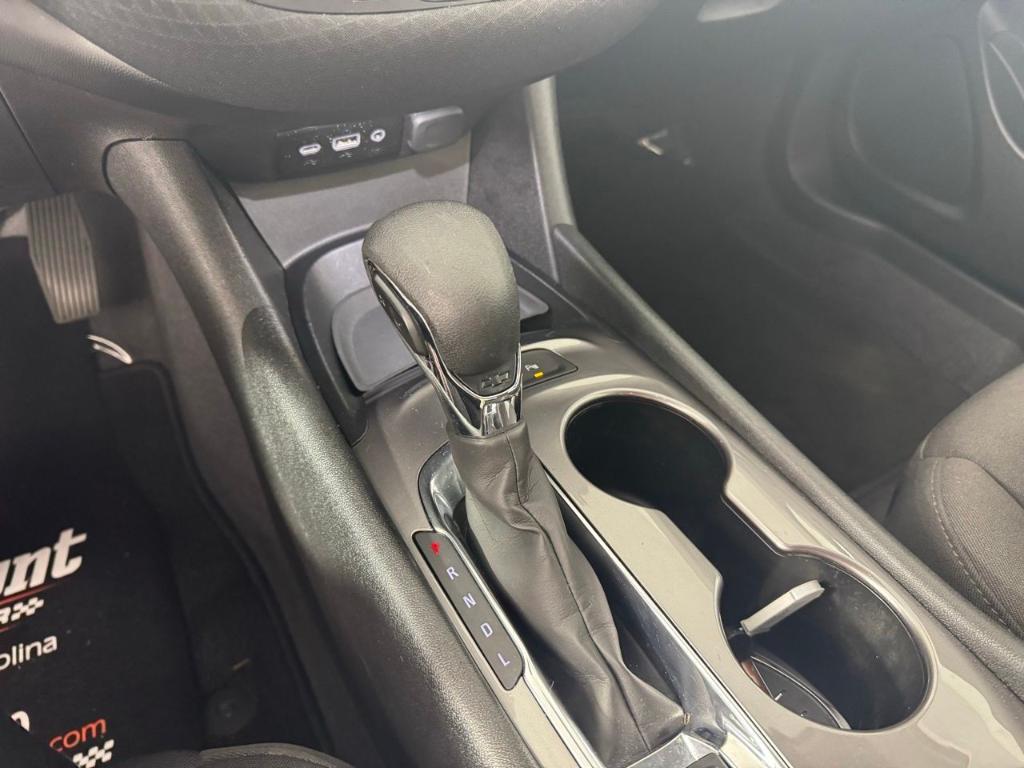 used 2023 Chevrolet Malibu car, priced at $17,900