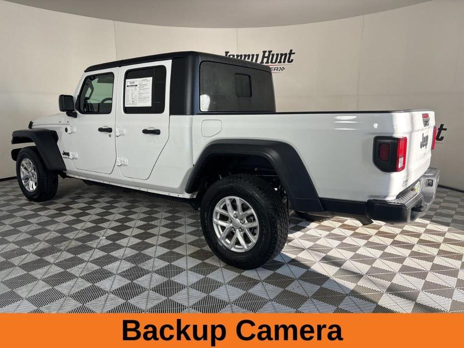 used 2023 Jeep Gladiator car, priced at $29,927