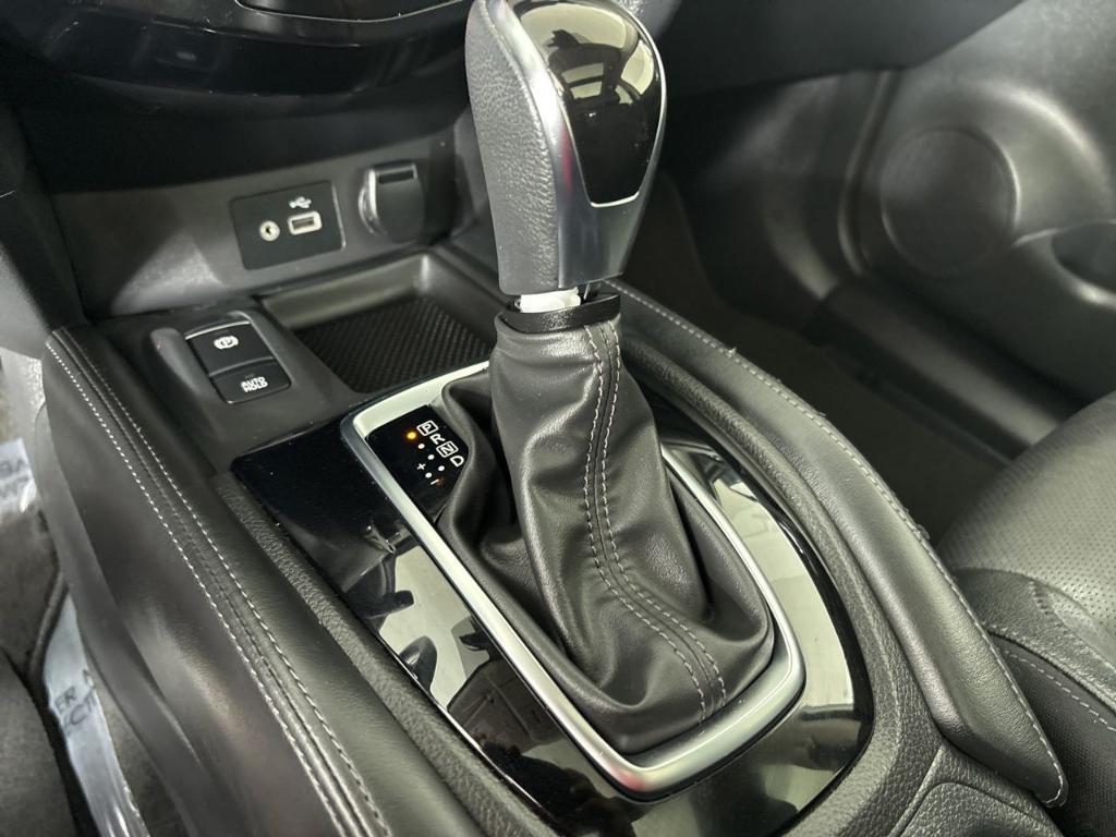 used 2019 Nissan Rogue car, priced at $19,927