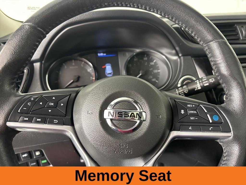 used 2019 Nissan Rogue car, priced at $19,927
