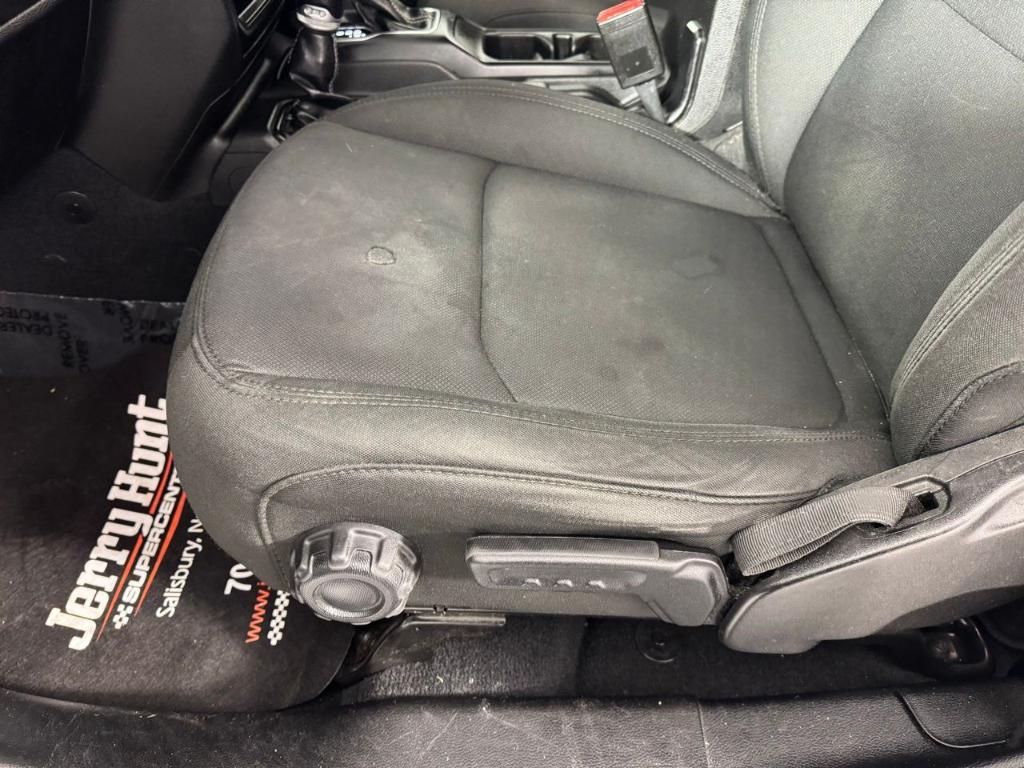 used 2022 Jeep Wrangler Unlimited car, priced at $28,588