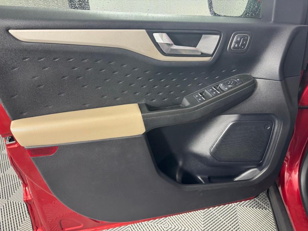 used 2020 Ford Escape car, priced at $21,647
