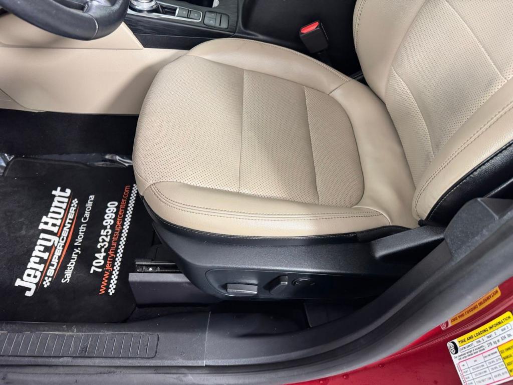 used 2020 Ford Escape car, priced at $21,647