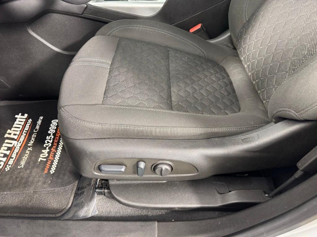 used 2022 Chevrolet Blazer car, priced at $21,200