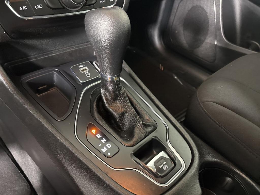 used 2020 Jeep Cherokee car, priced at $14,300