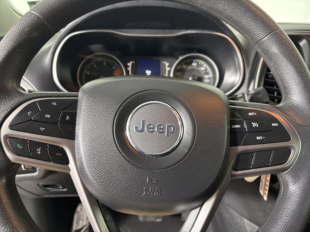 used 2020 Jeep Cherokee car, priced at $14,300