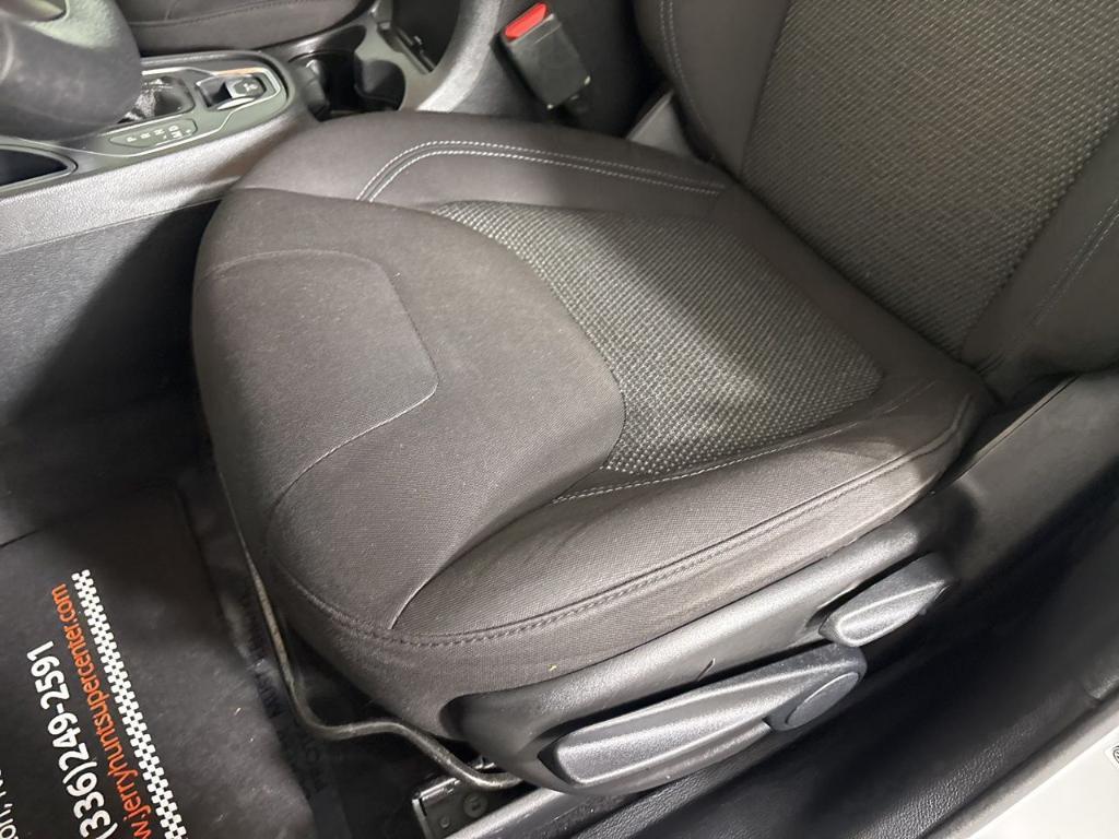 used 2020 Jeep Cherokee car, priced at $14,300