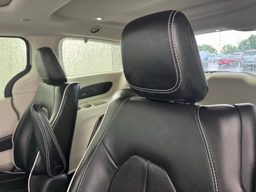used 2022 Chrysler Pacifica Hybrid car, priced at $29,927