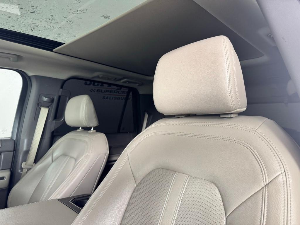 used 2021 Ford Expedition car, priced at $32,700